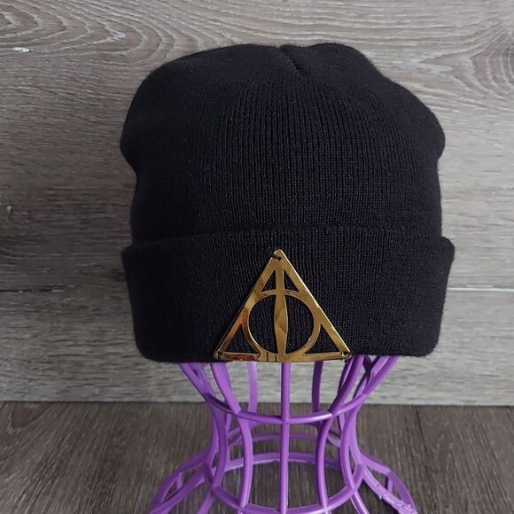 Harry Potter Deathly Hallows Black Beanie Hat Cap - Picture 1 of 4